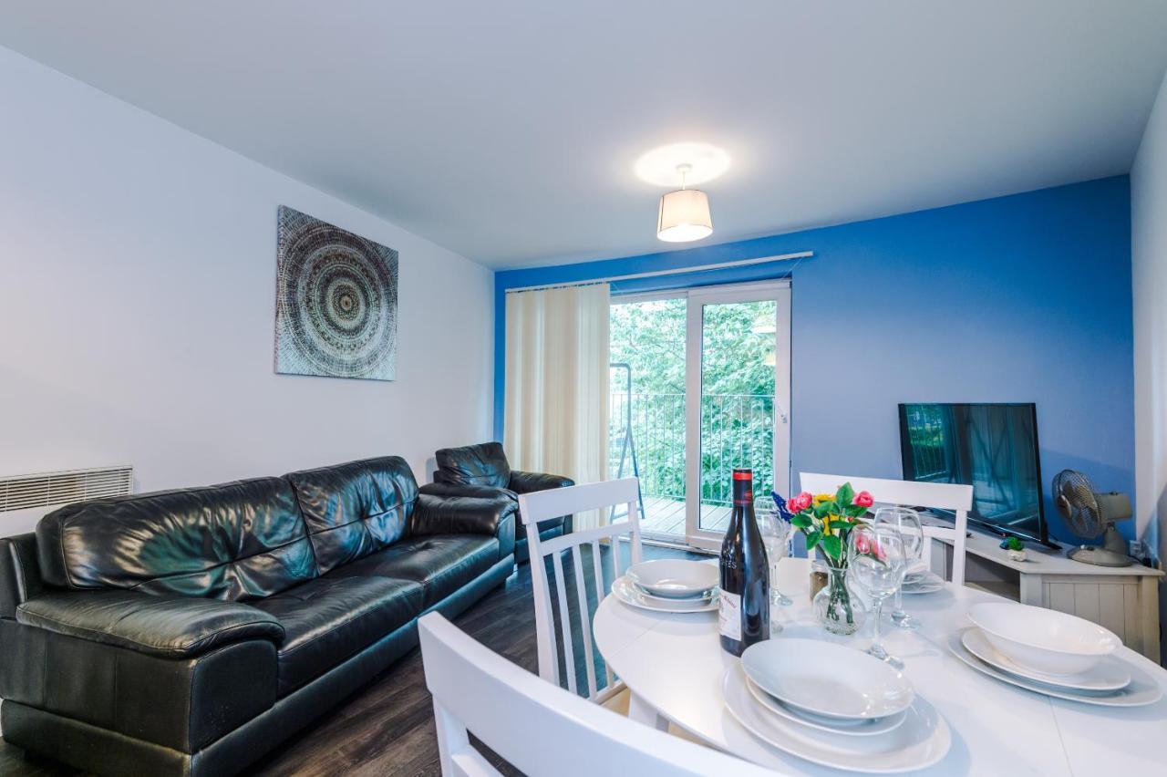2 Bed Apartment With Balcony Private Parking Near Etihad Stadium, Coop Live Manchester Exteriör bild